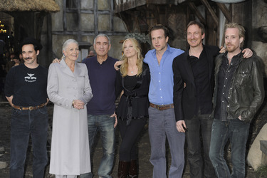 Mark Rylance, Vanessa Redgrave, Roland Emmerich, Joely Richardson, Rafe Spall, David Thewlis, Rhys Ifans