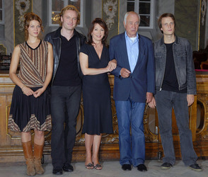 Jessica Schwarz, Mark Waschke, Iris Berben, Armin Mueller-Stahl, August Diehl