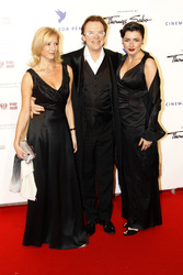 Wolfgang Lippert mit Gattin Gesine und Gast