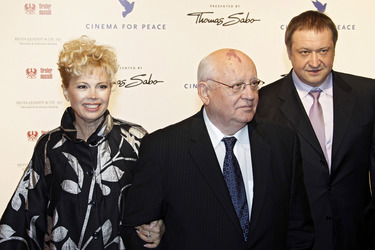 Michail Gorbatschow mit Tochter Irina Virganskaya