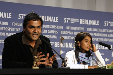 Rajnesh Domalpalli, Mamatha Bhukya