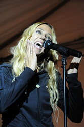 Marie-José van der Kolk (Loona)