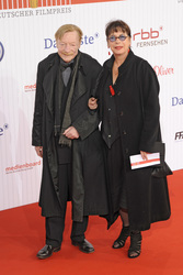 Otto Sander, Monika Hansen