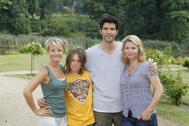 Sonja Gerhardt, Tobias Kulzer, Pasquale Aleardi, Annette Frier