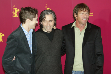 Topher Grace, Paul Weitz, Dennis Quaid
