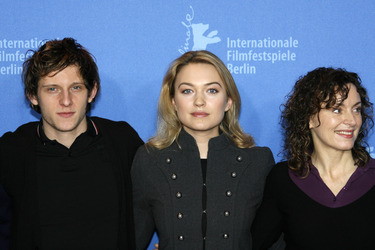 Jamie Bell, Sophia Myles, Gillian Berrie