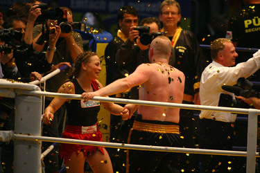 Regina Halmich, Stefan Raab