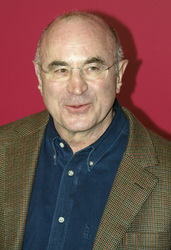 Bob Hoskins