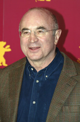 Bob Hoskins