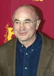 Bob Hoskins
