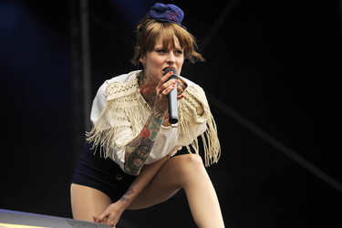 Jennifer Weist (Jennifer Rostock)