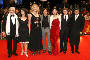 Mario Adorf, Hiam Abbass, Molly Malene Stensgaard, Gael Garcia Bernal, Nansun Shi, Willem Dafoe, Paul Schrader