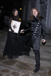 John Kelly, Maite Itoiz