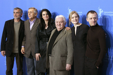 Oldrich Kaiser, Zusana Fialova; Jirí Menzel, Marian Labuda, Julia Jentsch, Ivan Barnev