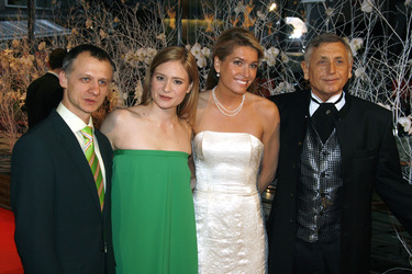 Ivan Barnev, Julia Jentsch, Jirí Menzel mit Frau Olga Menzelová-Kelymanová