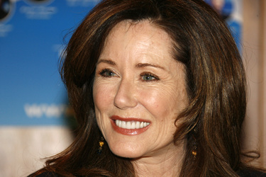 Mary McDonnell