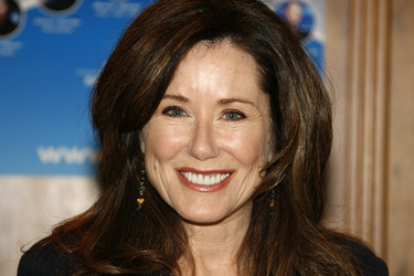 Mary McDonnell