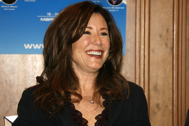 Mary McDonnell