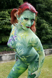 Pflanzenfrau / Plant-Woman