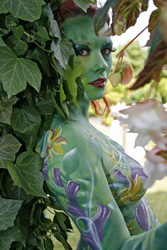 Pflanzenfrau / Plant-Woman