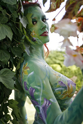 Pflanzenfrau / Plant-Woman