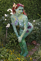 Pflanzenfrau / Plant-Woman