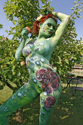 Pflanzenfrau / Plant-Woman