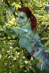 Pflanzenfrau / Plant-Woman