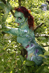 Pflanzenfrau / Plant-Woman