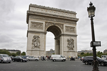 Triumphbogen / Arc de Triomphe