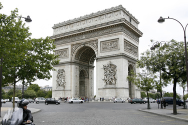 Triumphbogen / Arc de Triomphe