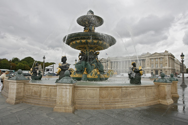 Fluss-Fontäne / Fontaine des Fleuves