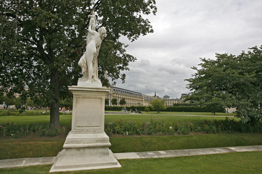 Statue im Tuileriengarten