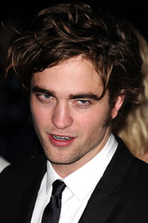 Robert Pattinson