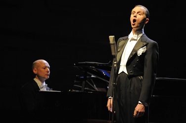 Christoph Israel, Max Raabe