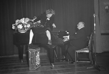 Ethel Reschke, Rudolf Nelson