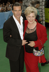 Antonio Banderas, Marie-Luise Marjan