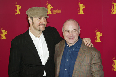 Kevin Spacey, Bob Hoskins