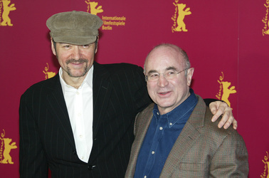 Kevin Spacey, Bob Hoskins