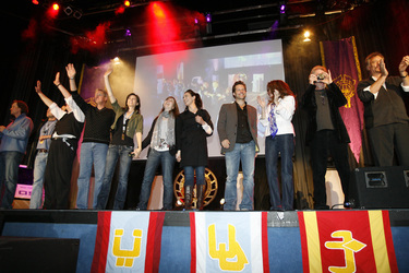 Kevin Sorbo, Michael Shanks, Peter Jurasik, Bruce Boxleitner, Leah Cairns, Nicki Clyne, Michelle Forbes, Jamie Bamber, Mary McDonnell, René Auberjonois, John de Lancie