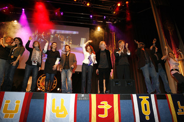 Bruce Boxleitner, Leah Cairns, Nicki Clyne, Michelle Forbes, Jamie Bamber, Mary McDonnell, René Auberjonois, John de Lancie, LeVar Burton, Brent Spiner, Marina Sirtis