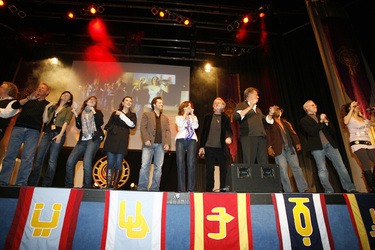 Bruce Boxleitner, Leah Cairns, Nicki Clyne, Michelle Forbes, Jamie Bamber, Mary McDonnell, René Auberjonois, John de Lancie, LeVar Burton, Brent Spiner, Marina Sirtis