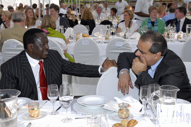 Raila Odinga, Salman bin Hamad bin Isa Al Khalifa