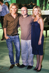 Anton Zetterholm, Phil Collins, Elisabeth Hübert