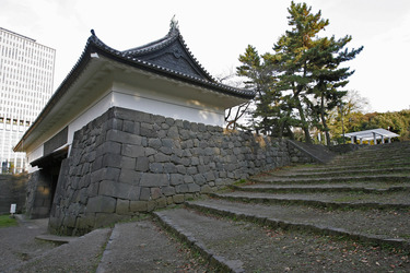 Shimizumon Tor in den Kaiserlichen Gärten
