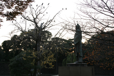 Samurai Statue am Kaiserlichen Garten