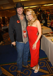 Ford Austin, Alana Curry