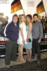 Axel Stein, Maren Scheel, Oona Devi Liebich, Franz Dinda