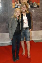 Elisa Schlott, Maria Ehrich