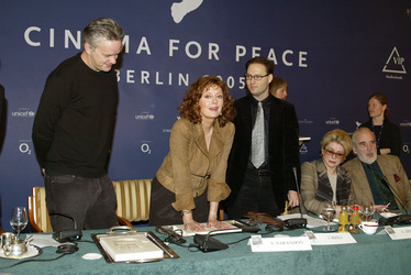 Tim Robbins, Susan Sarandon, Jaka Bililj, Catherine Deneuve, Christopher Lee
